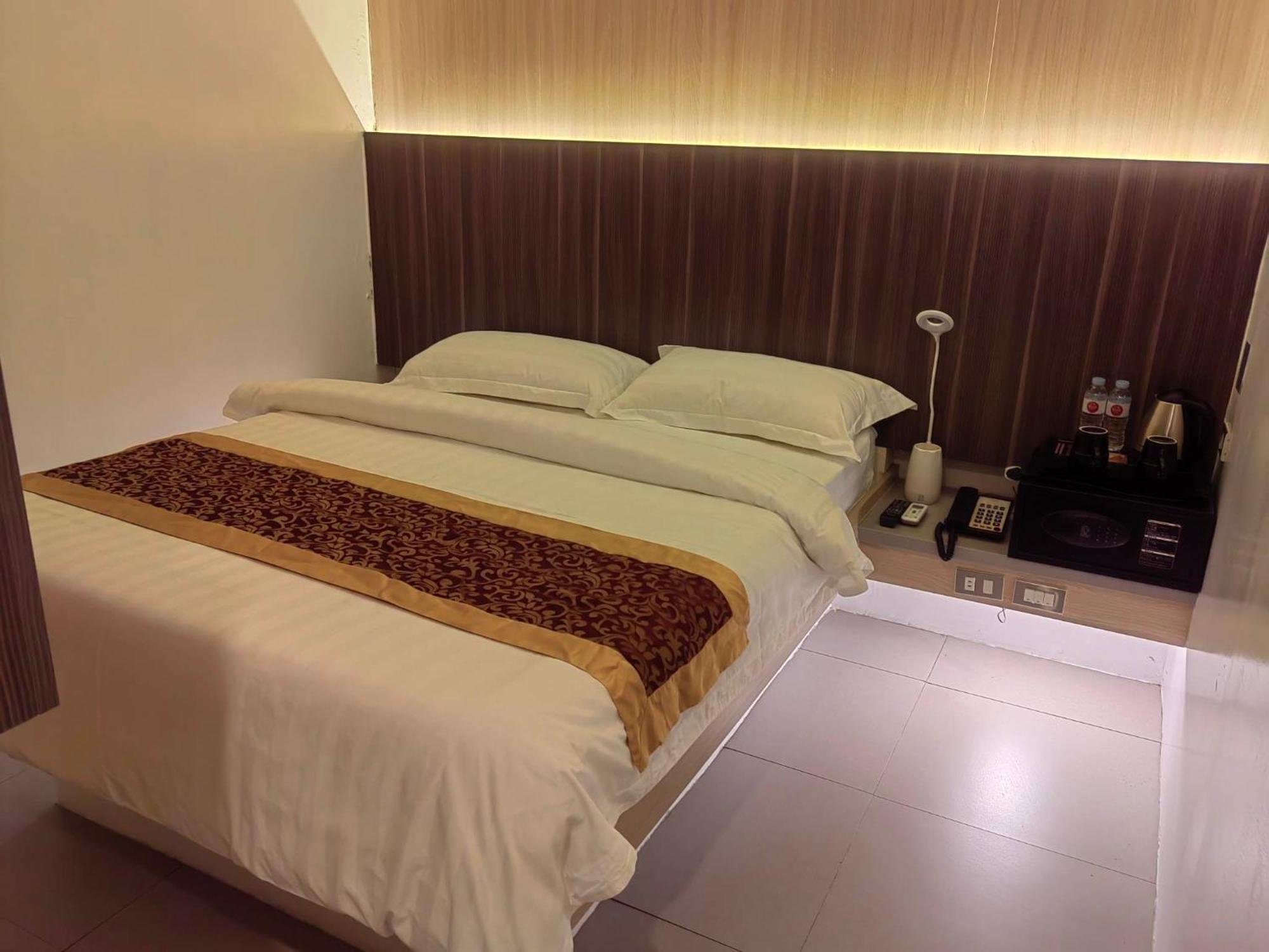 Kojo Hotel Tagum Exteriér fotografie