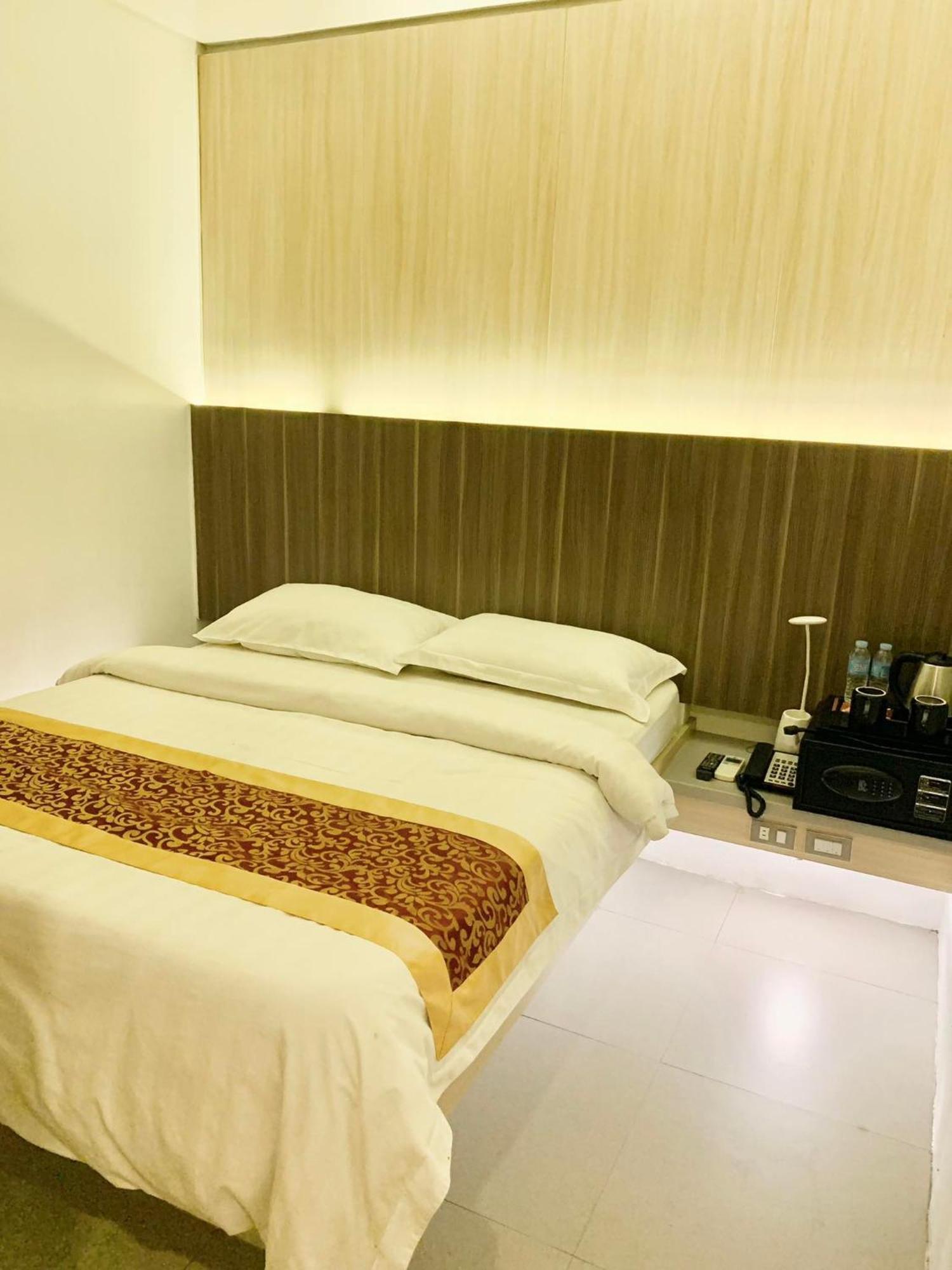 Kojo Hotel Tagum Exteriér fotografie